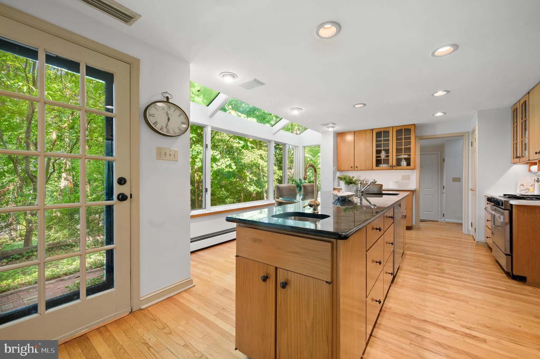 Berwyn, Pennsylvania 19312, United States, 4 Bedrooms Bedrooms, ,4 BathroomsBathrooms,Residential,Active,200713