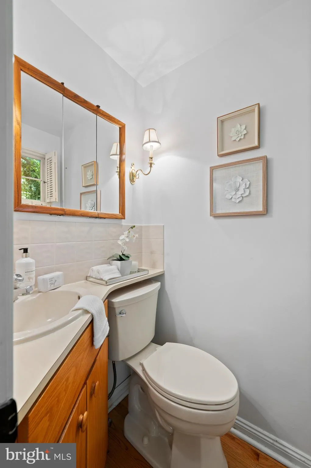 Berwyn, Pennsylvania 19312, United States, 4 Bedrooms Bedrooms, ,4 BathroomsBathrooms,Residential,Active,200713