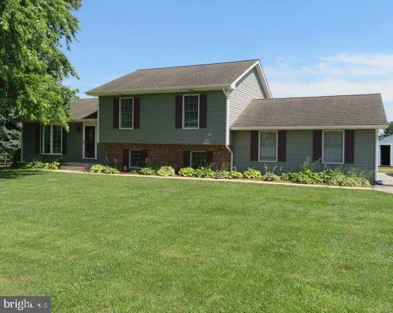 678 Lorewood Grove Road, Middeltown, DE 19709