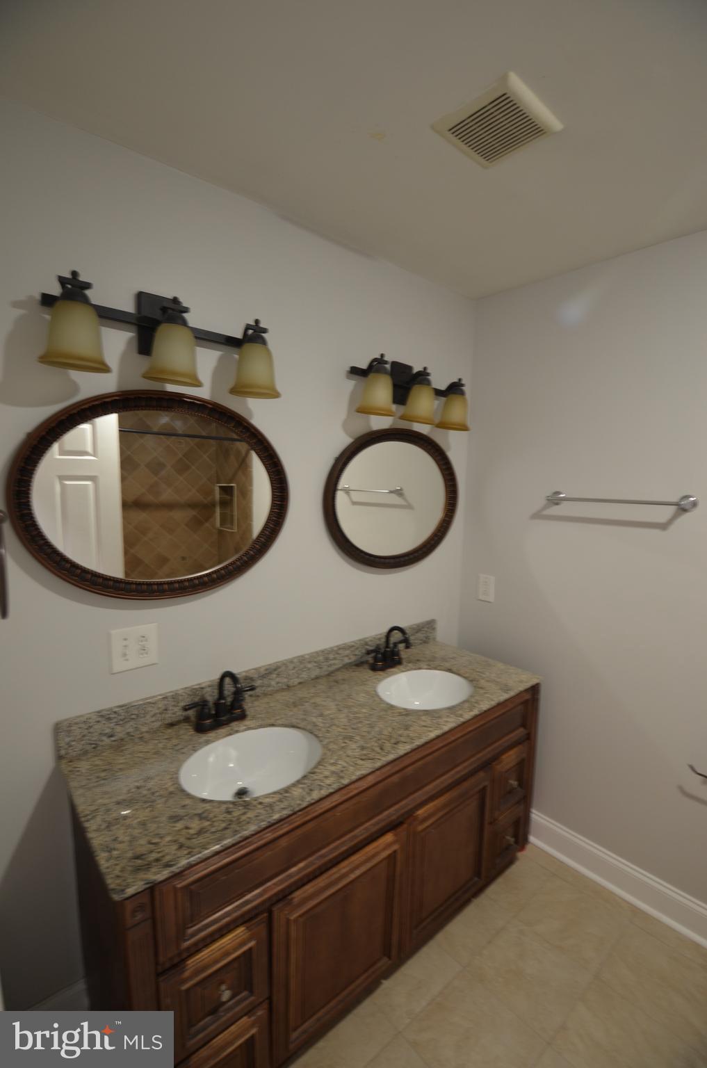 PATTERSON PARK - Residential Lease