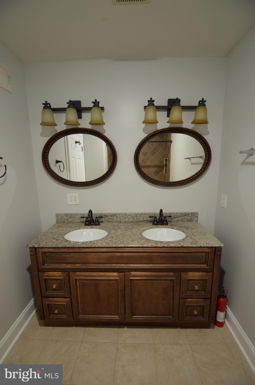 PATTERSON PARK - Residential Lease