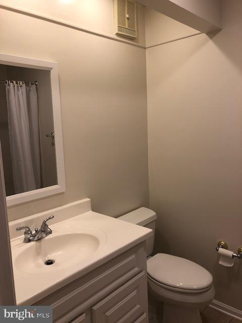 CARR AT PINECREST - Residential Lease