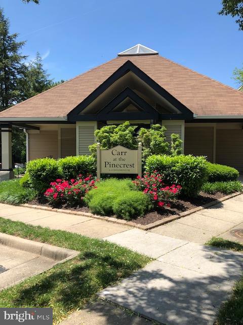 CARR AT PINECREST - Residential Lease
