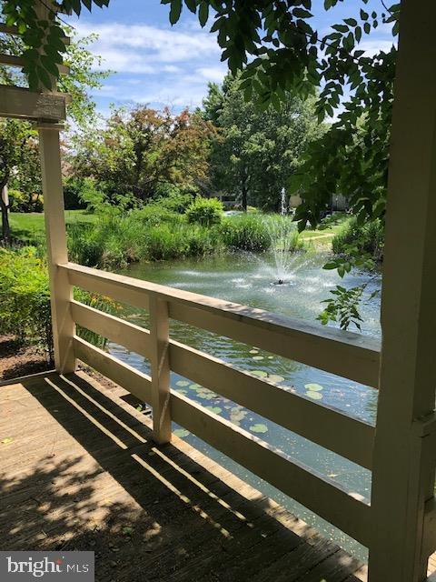 CARR AT PINECREST - Residential Lease