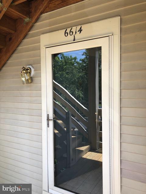 CARR AT PINECREST - Residential Lease