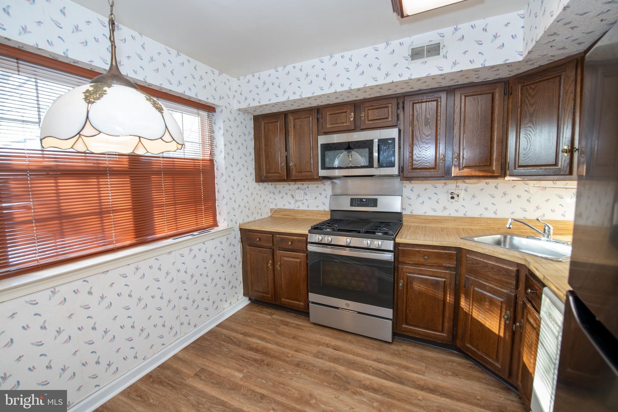 VALLEY GLEN - Residential