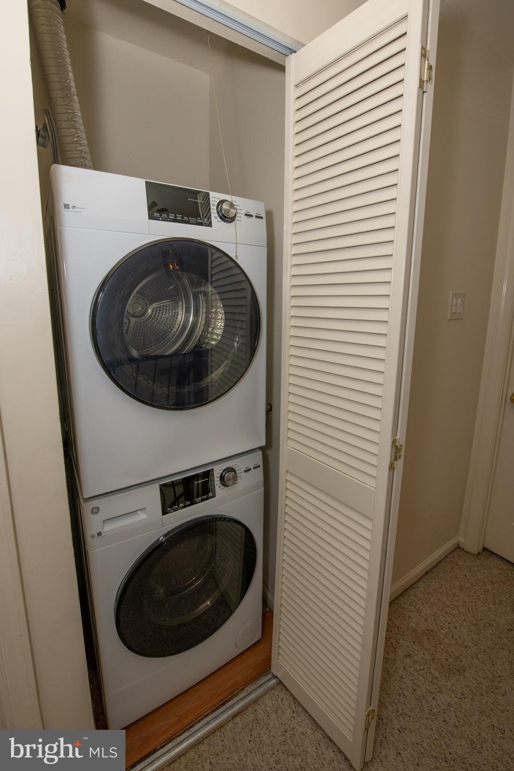 VALLEY GLEN - Residential