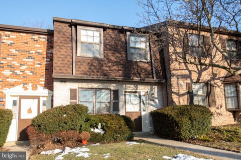 Photo of 310 Glen Way #310, ELKINS PARK, PA 19027 (MLS # PAMC2168170)