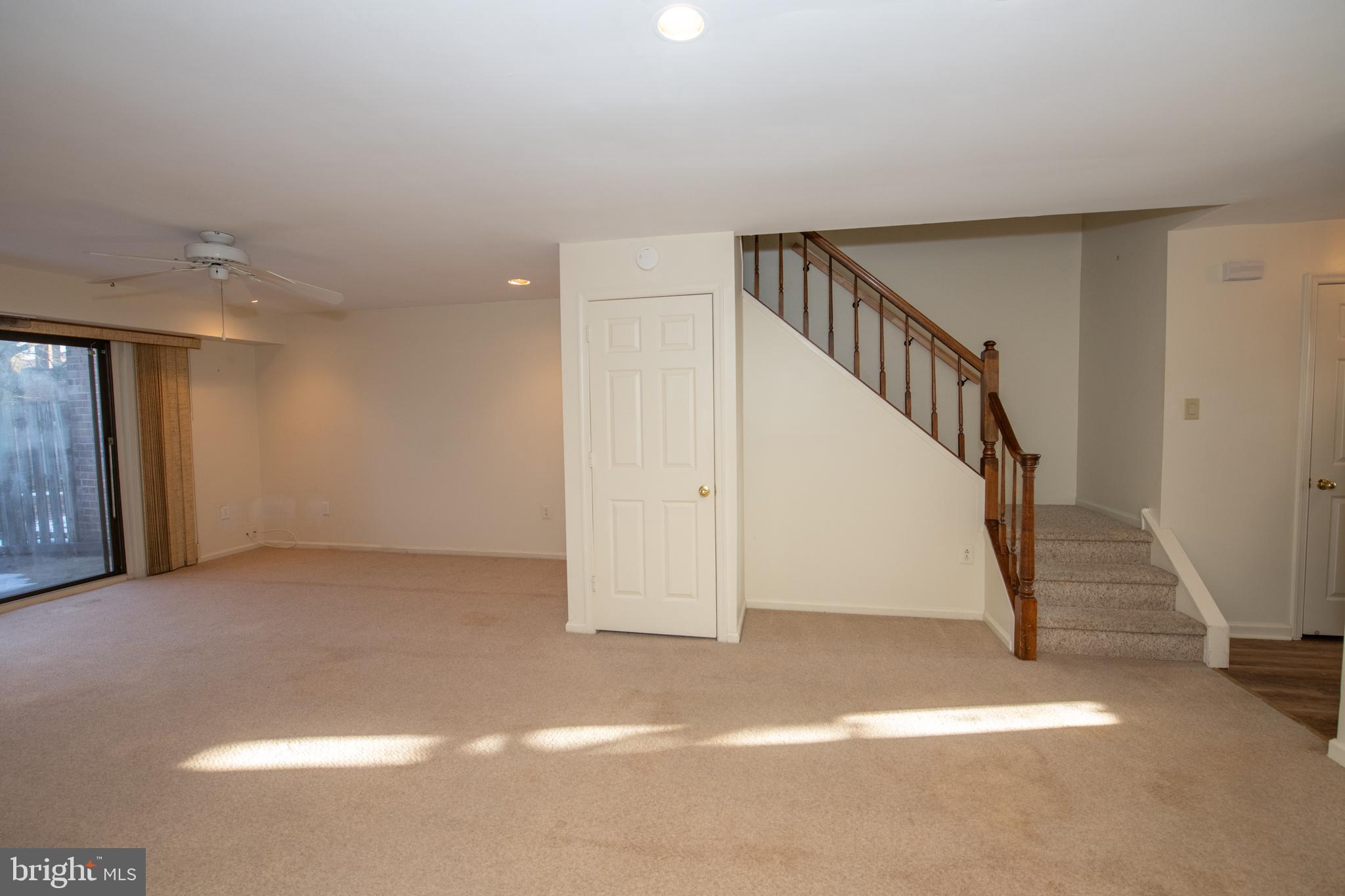 VALLEY GLEN - Residential