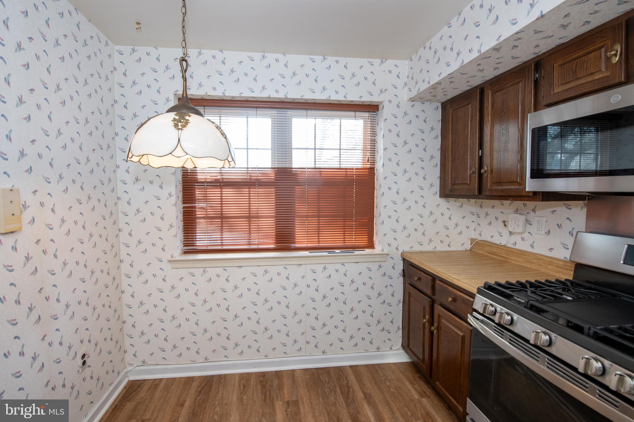 VALLEY GLEN - Residential