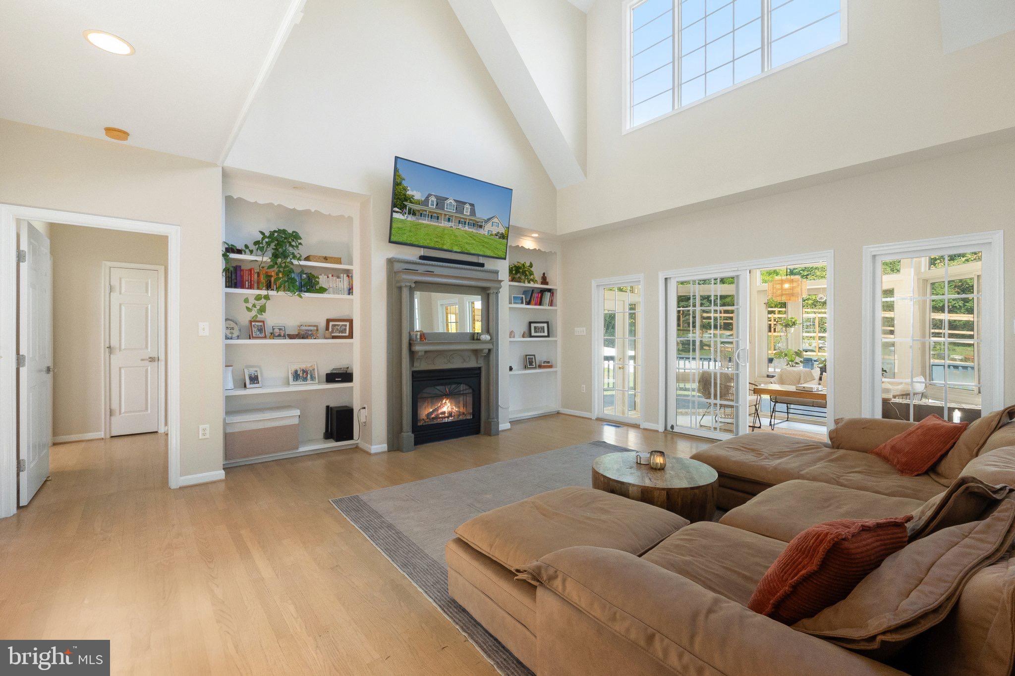 FAIRVIEW - Residential