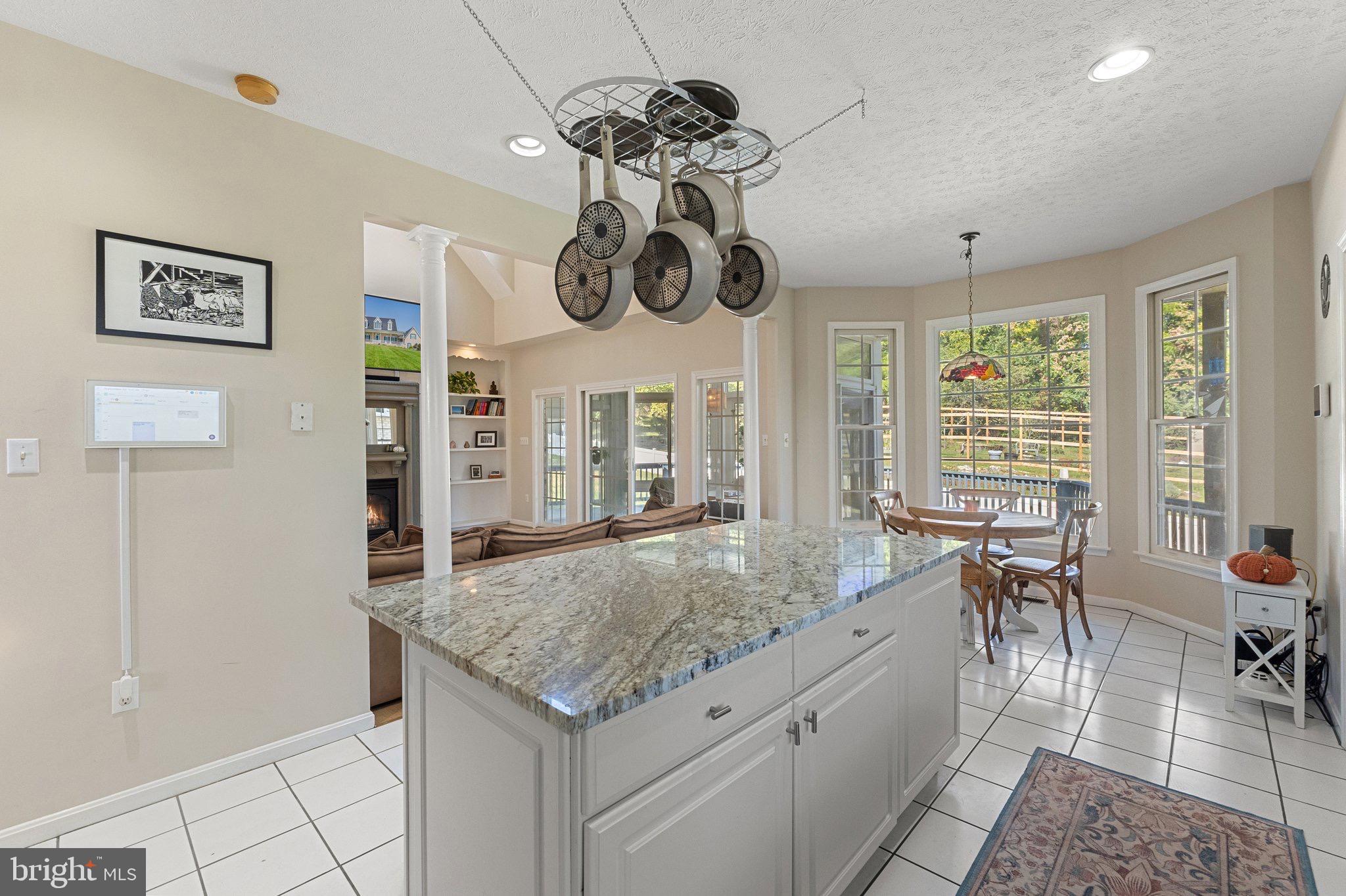 FAIRVIEW - Residential