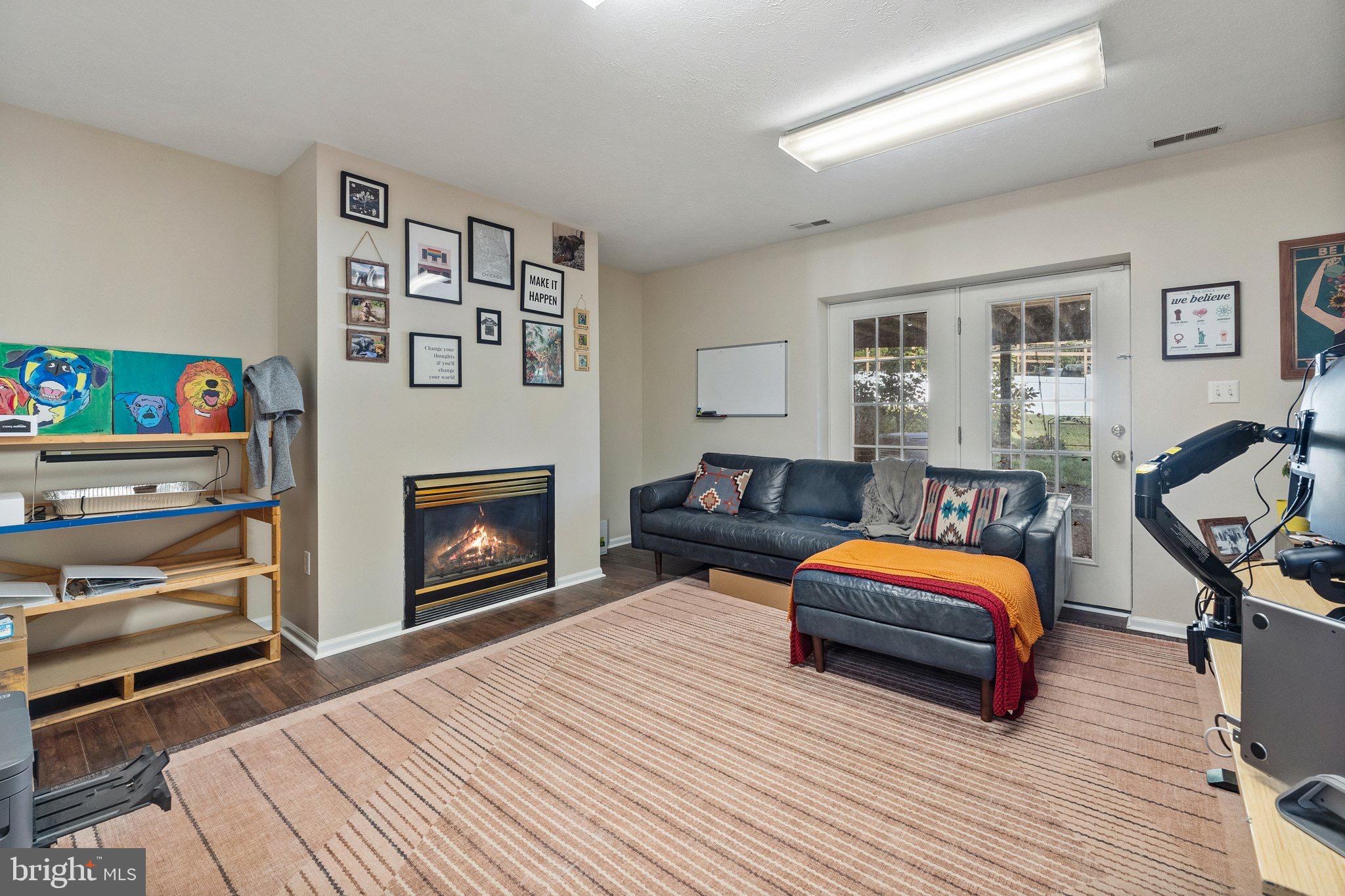 FAIRVIEW - Residential