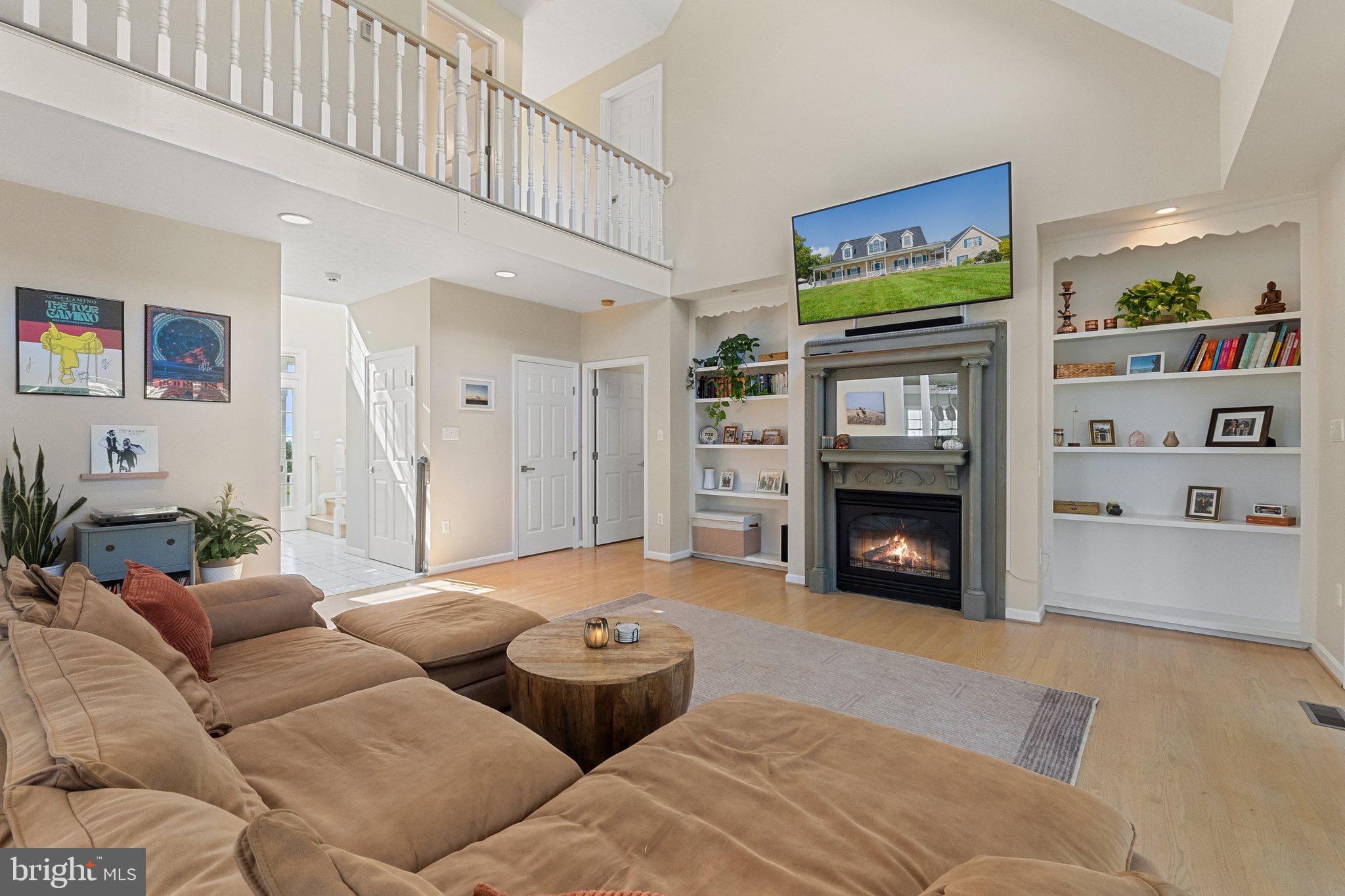 FAIRVIEW - Residential