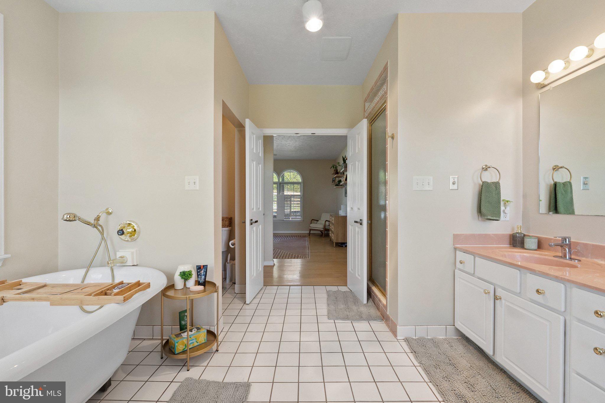 FAIRVIEW - Residential