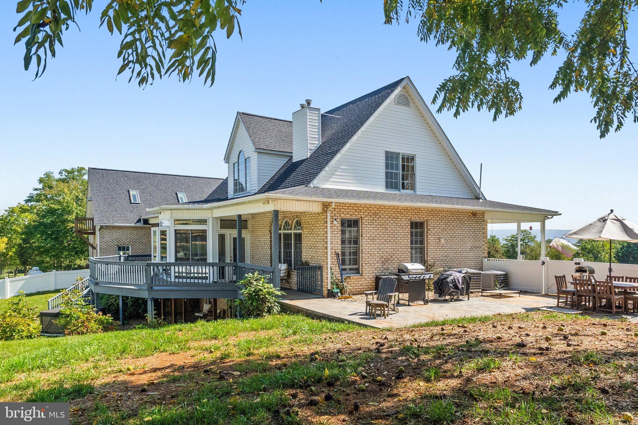 FAIRVIEW - Residential