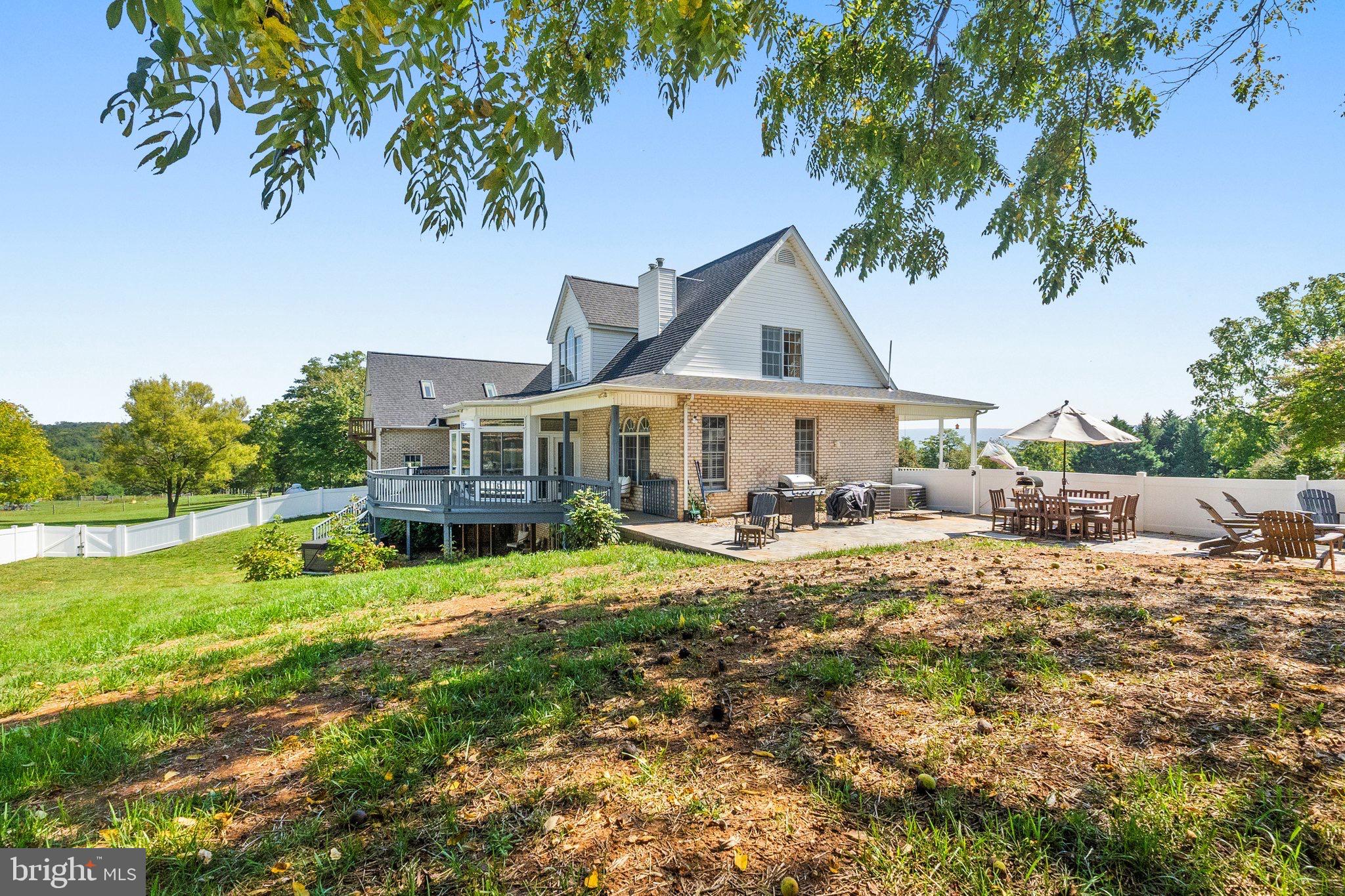 FAIRVIEW - Residential