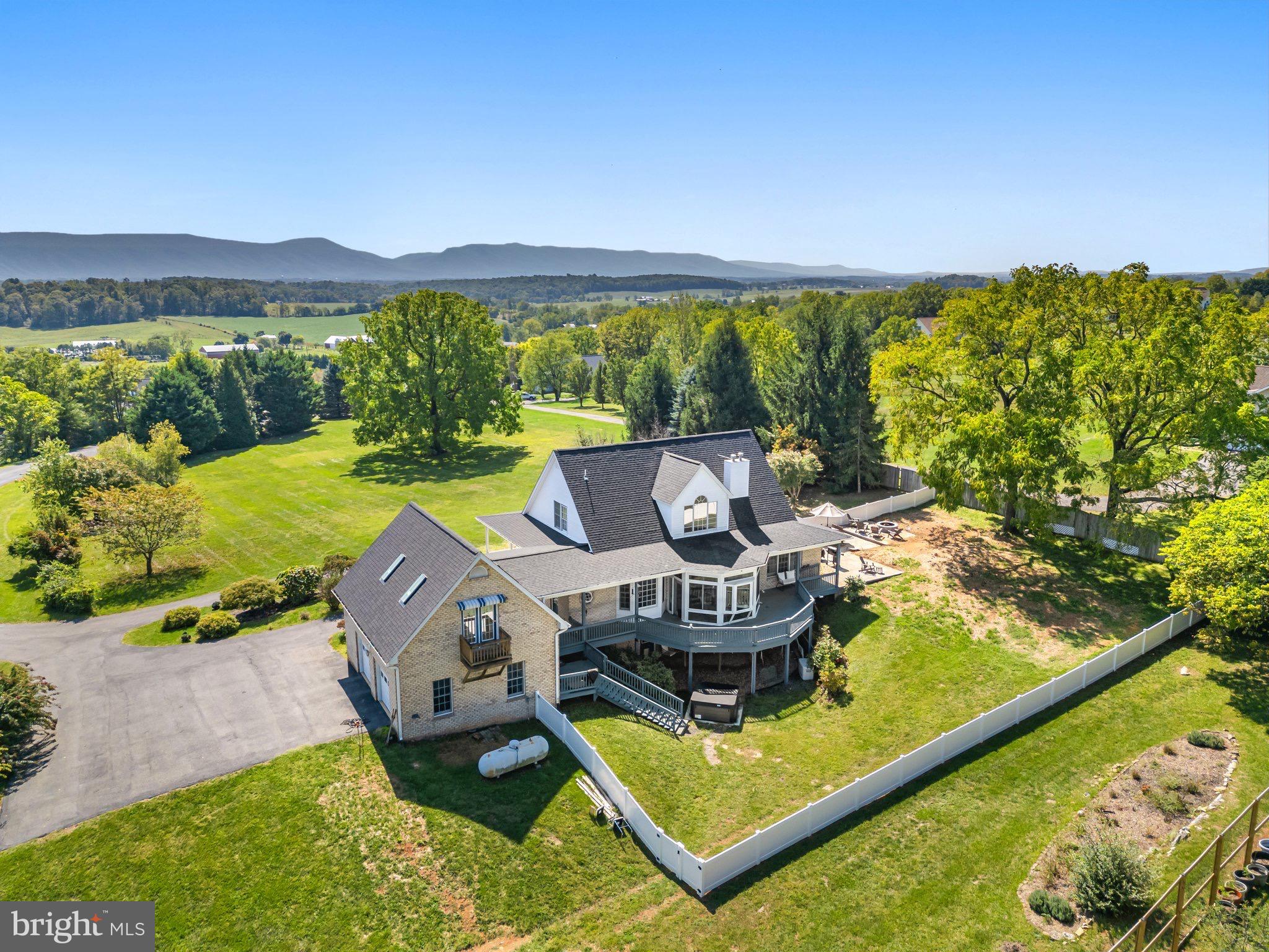 FAIRVIEW - Residential