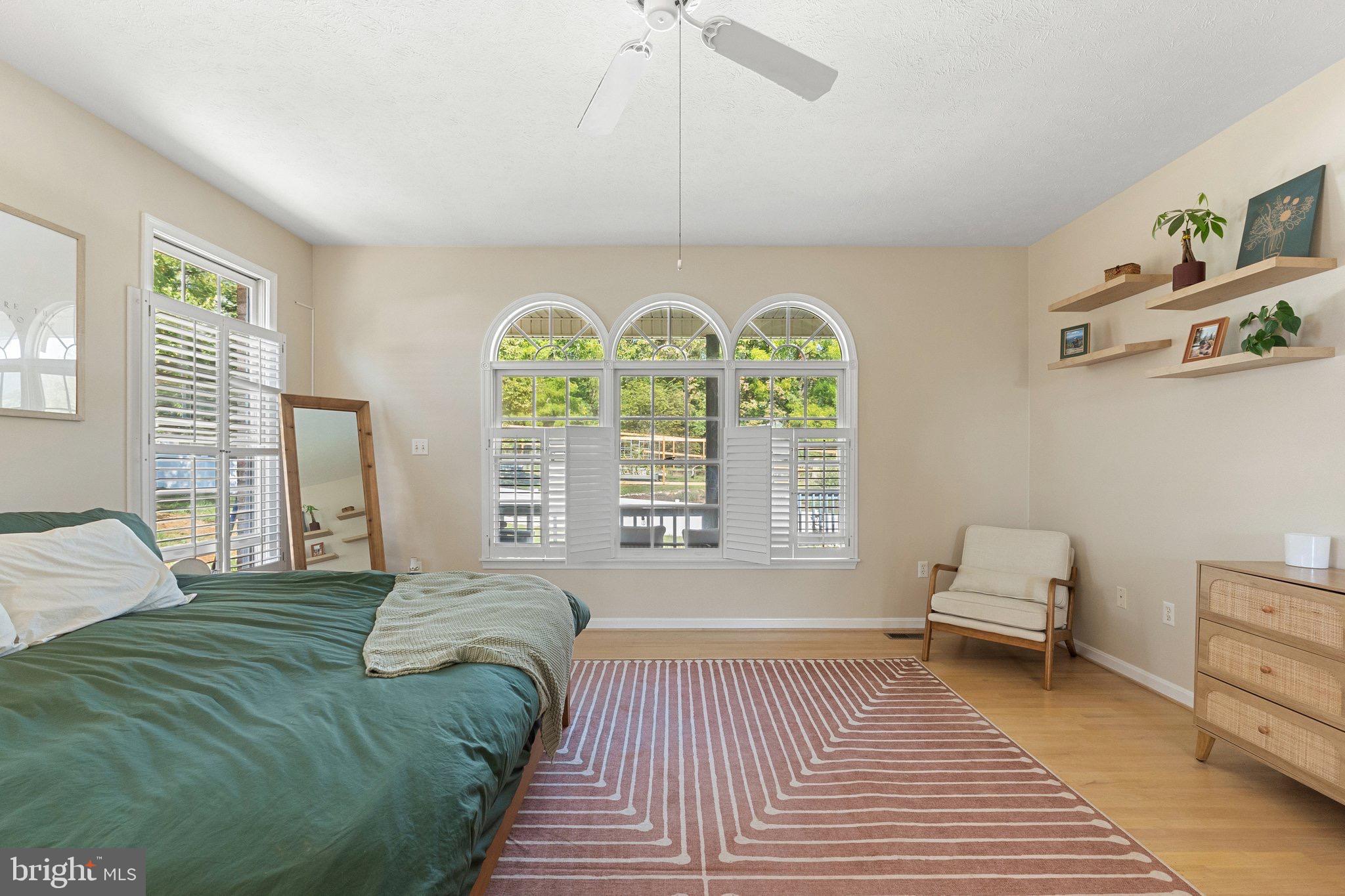 FAIRVIEW - Residential