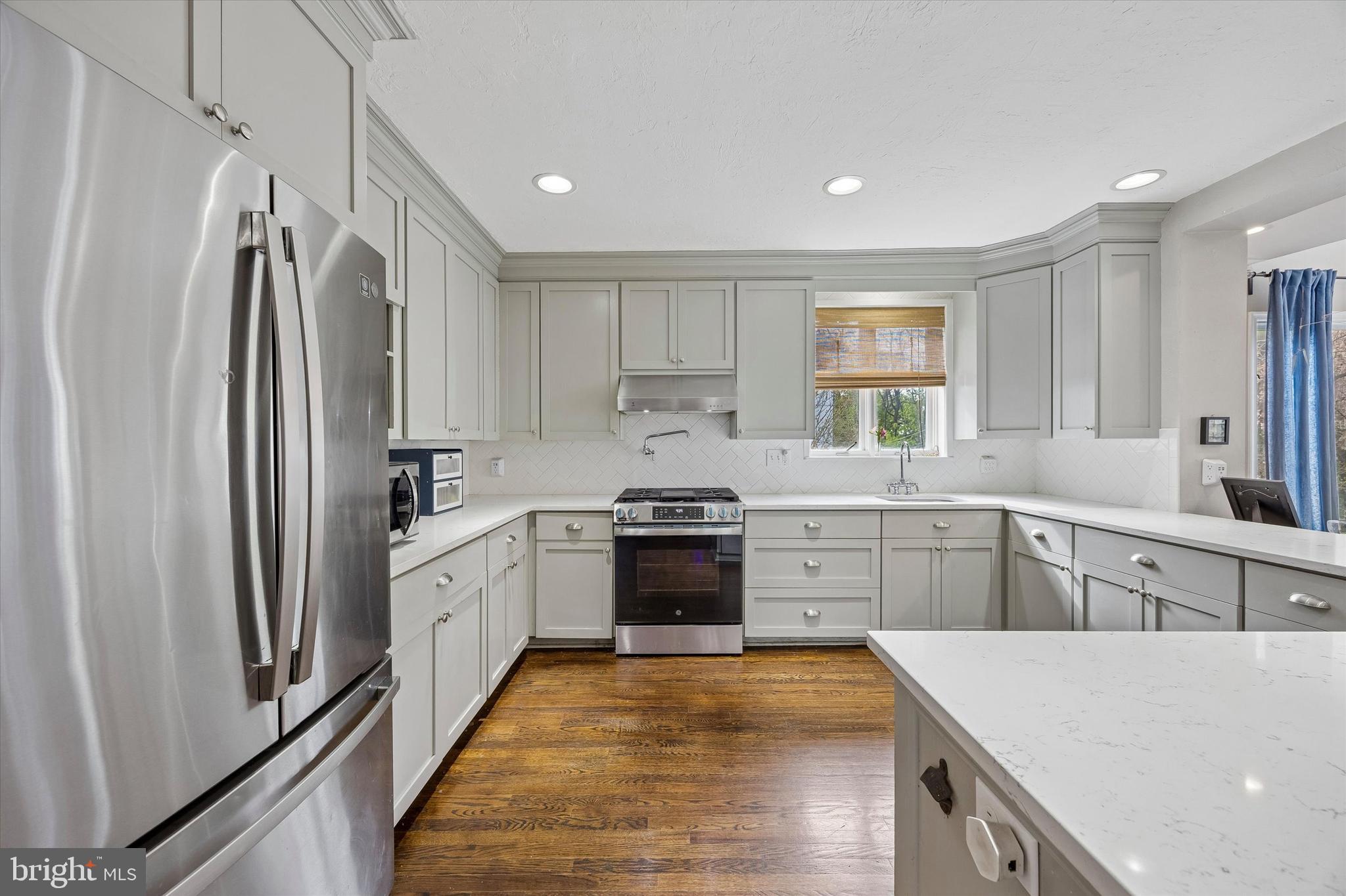 ELKINS PARK - Residential