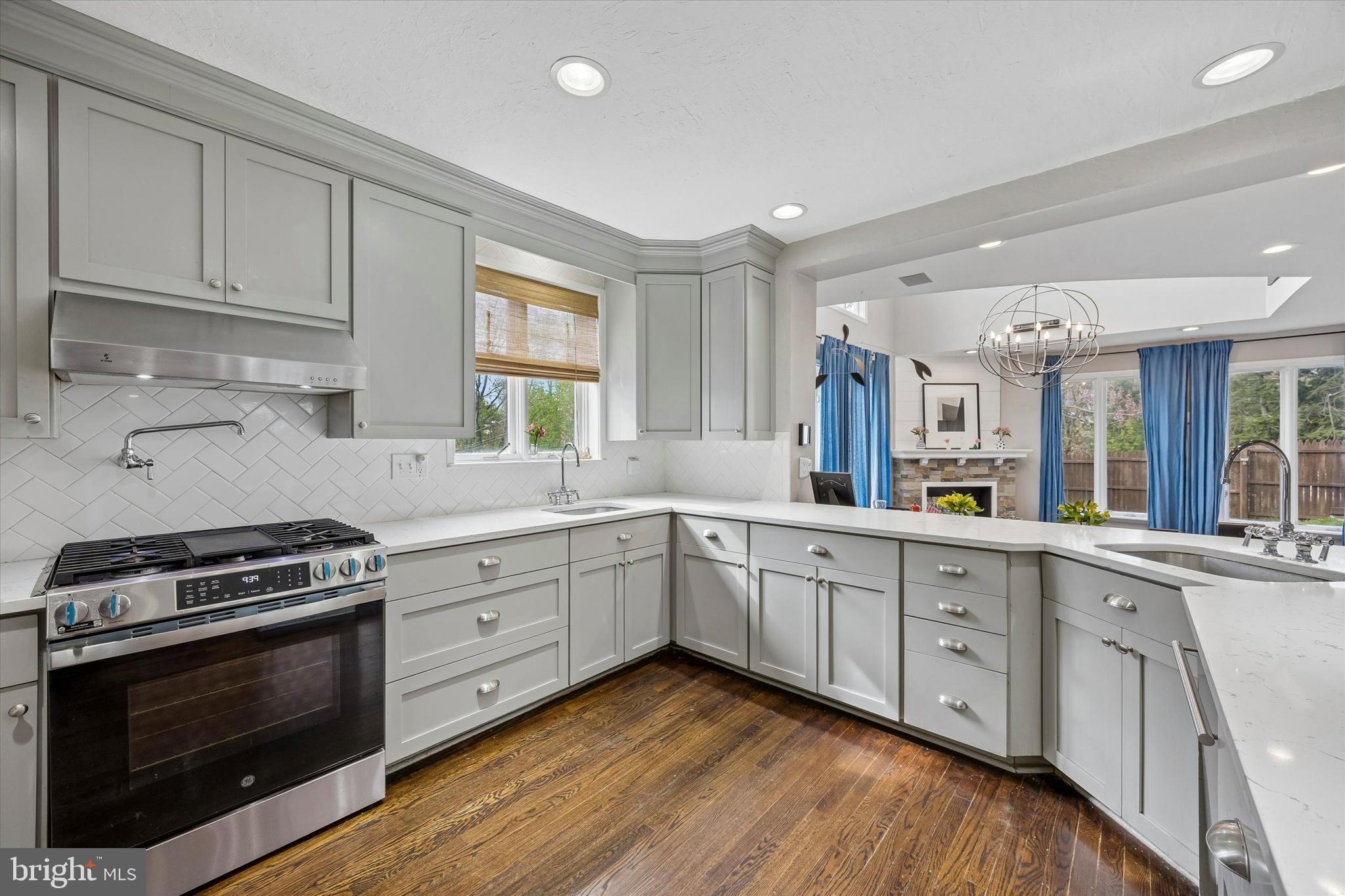 ELKINS PARK - Residential