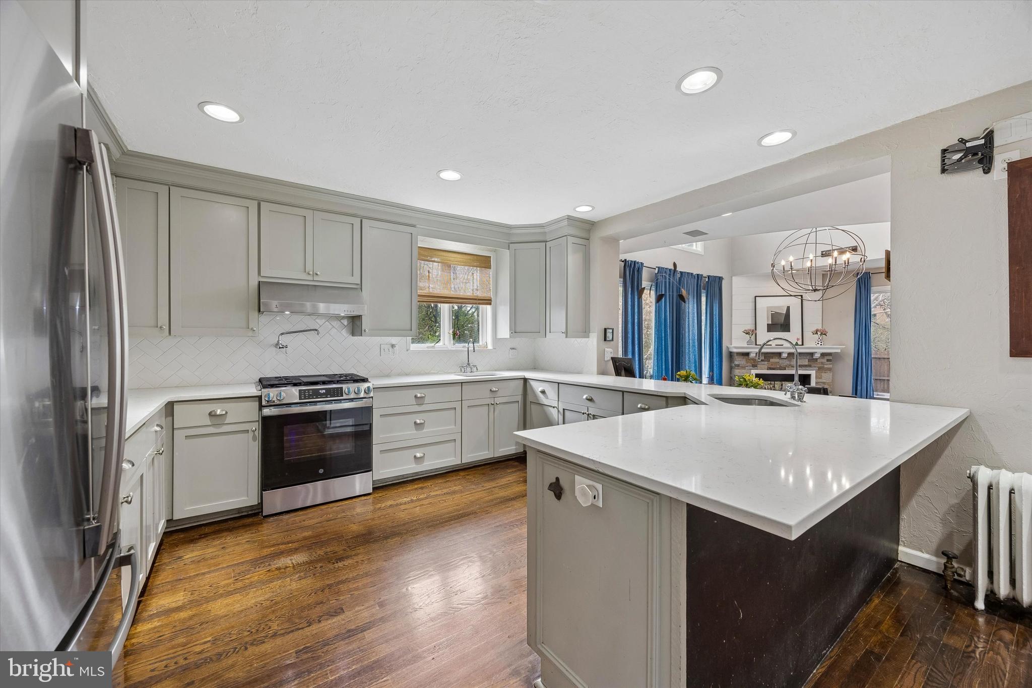 ELKINS PARK - Residential