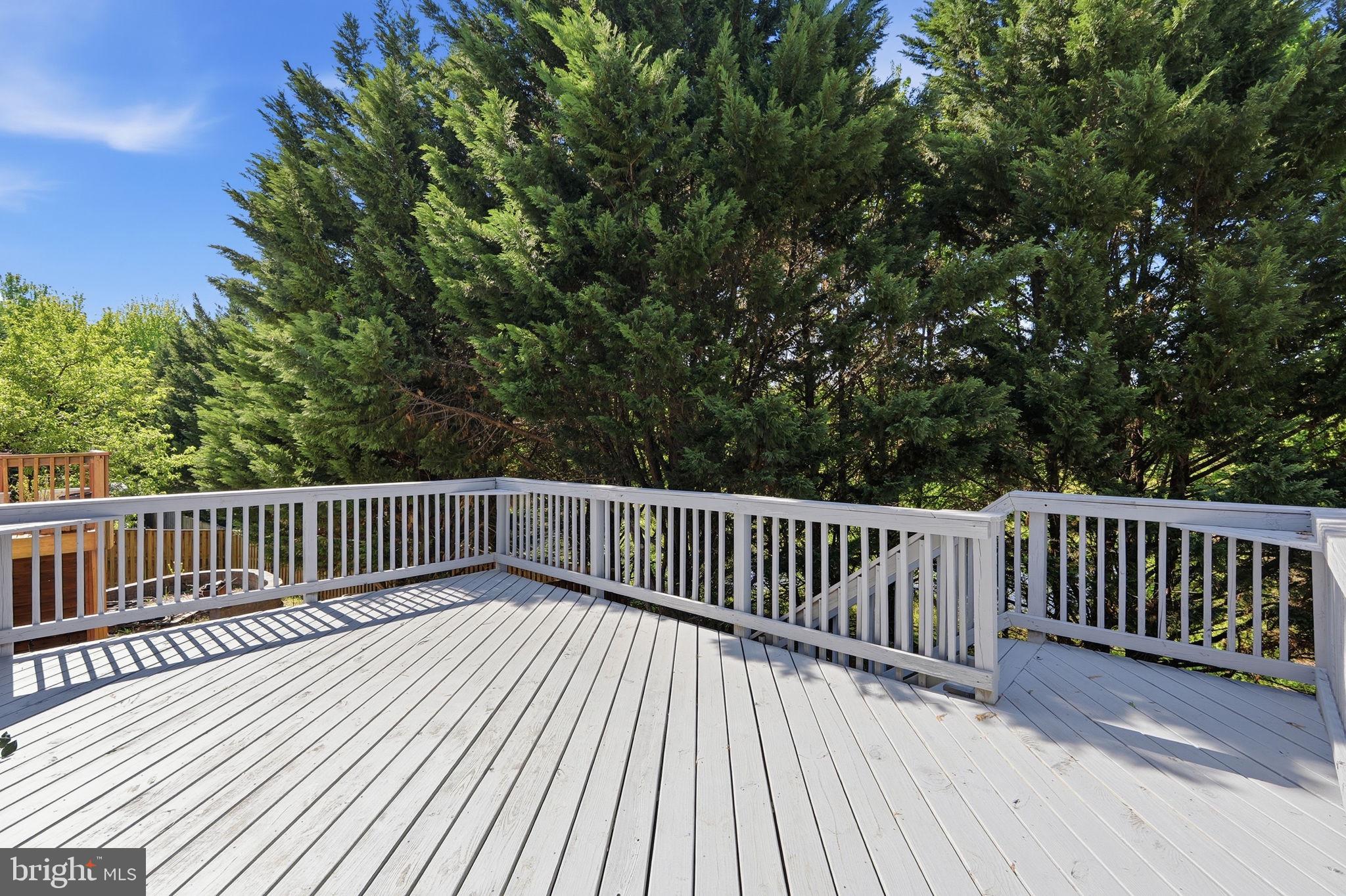 SOMERSET - Residential