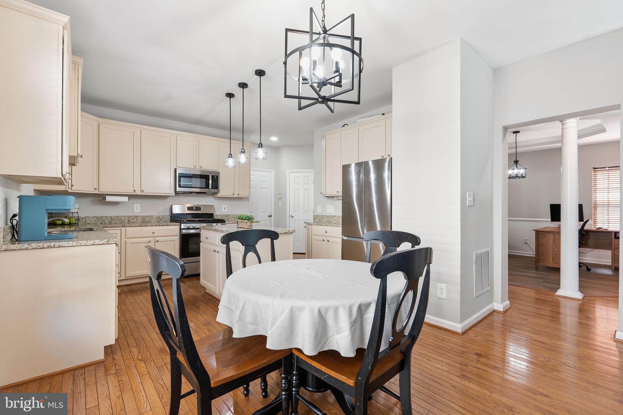 SOMERSET - Residential