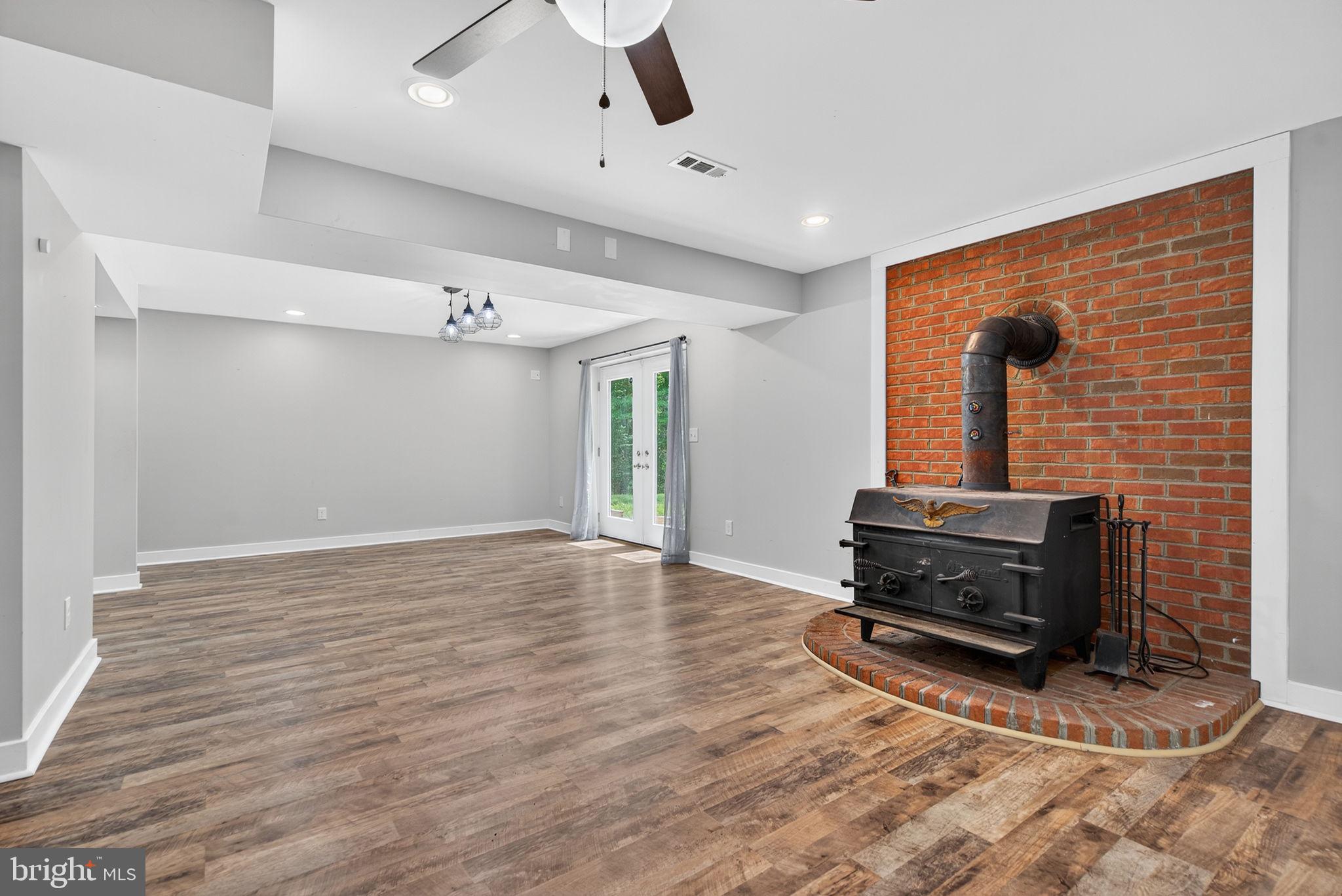 FAWN HILLS - Residential