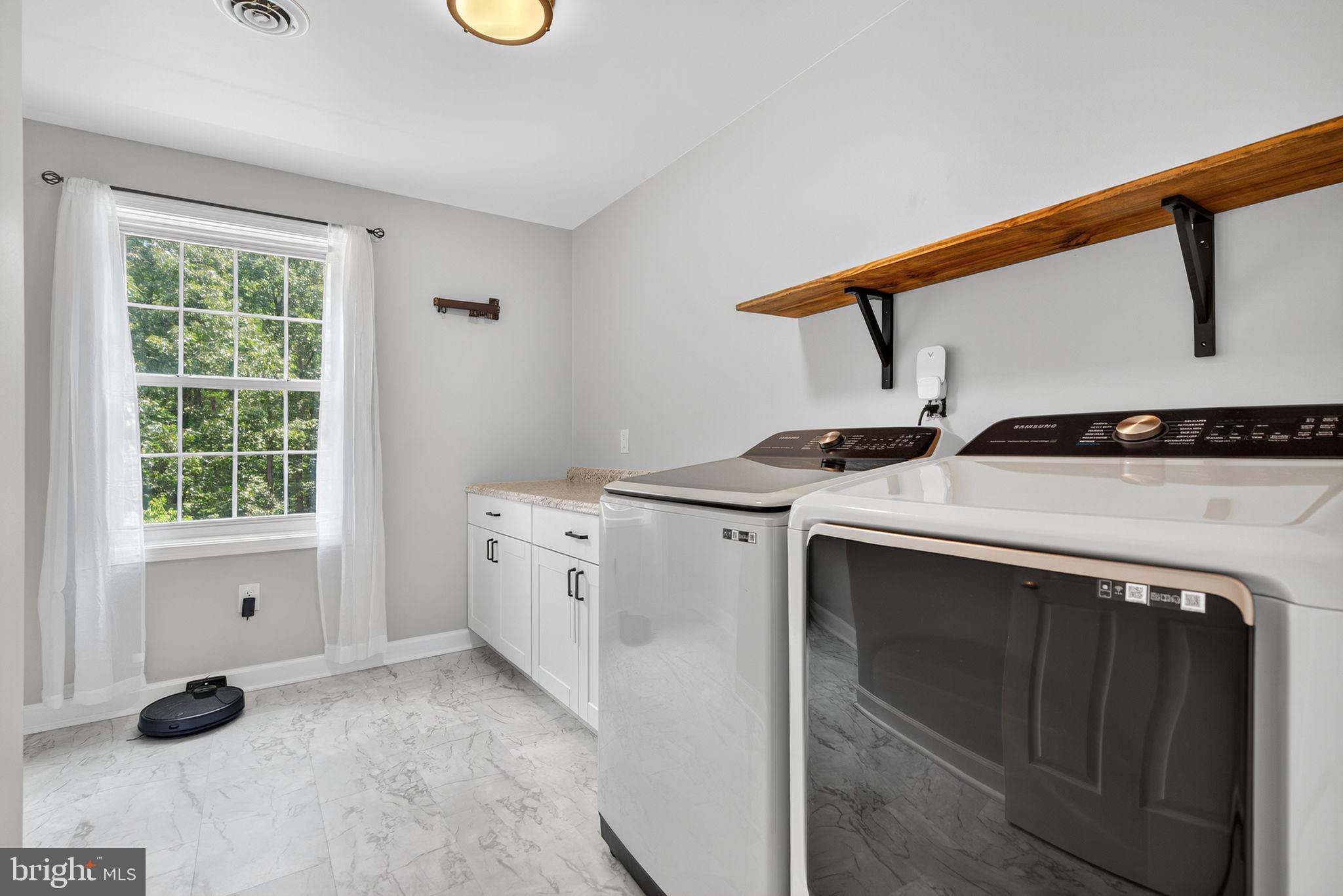 FAWN HILLS - Residential