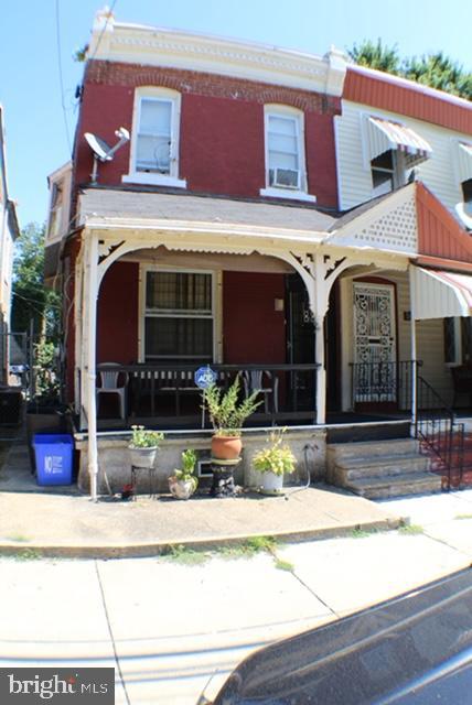 Welcome to 5655 Boyer Street! This well-maintained 3-bedroom, 1-bath townhome offers affordability and versatility. Features include a newer heater (2023) and roof (2022), spacious living area, full basement, and a private backyard – perfect for relaxing or entertaining. Ideal for owner-occupants or investors alike. Located in a desirable neighborhood with easy access to public transportation, shopping, dining, and major roadways. A great opportunity to enter the market or grow your investment portfolio.