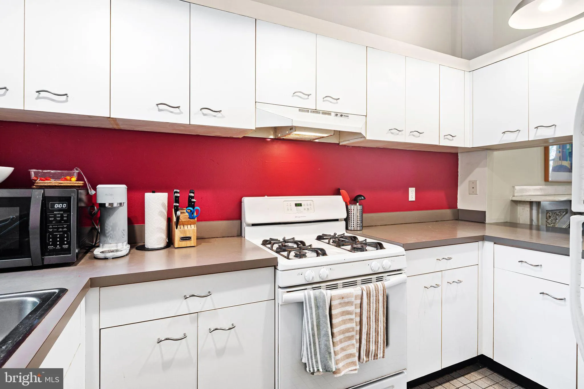 Philadelphia, Pennsylvania 19130, United States, 2 Bedrooms Bedrooms, ,2 BathroomsBathrooms,Residential,Active,157684