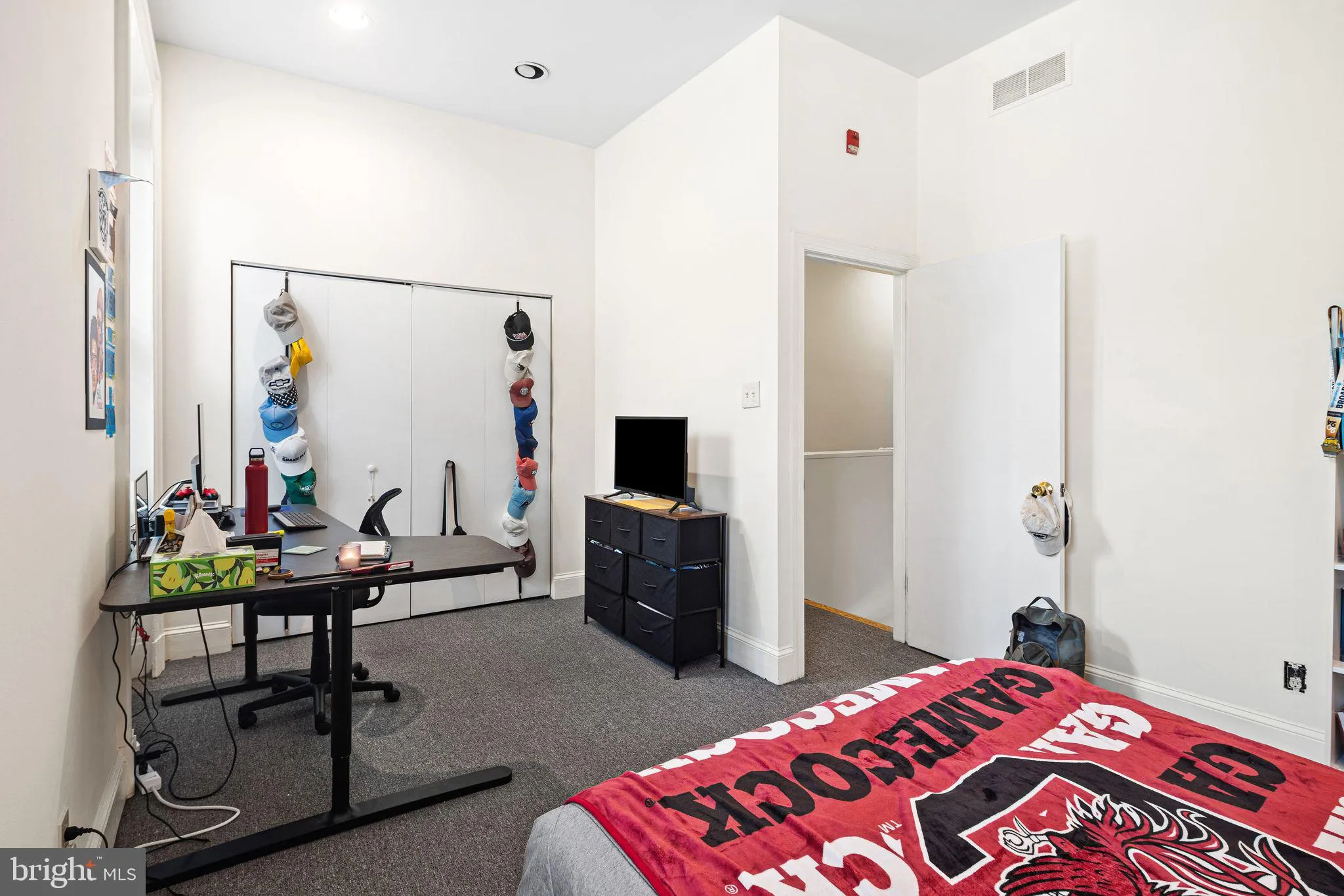 Philadelphia, Pennsylvania 19130, United States, 2 Bedrooms Bedrooms, ,2 BathroomsBathrooms,Residential,Active,157684