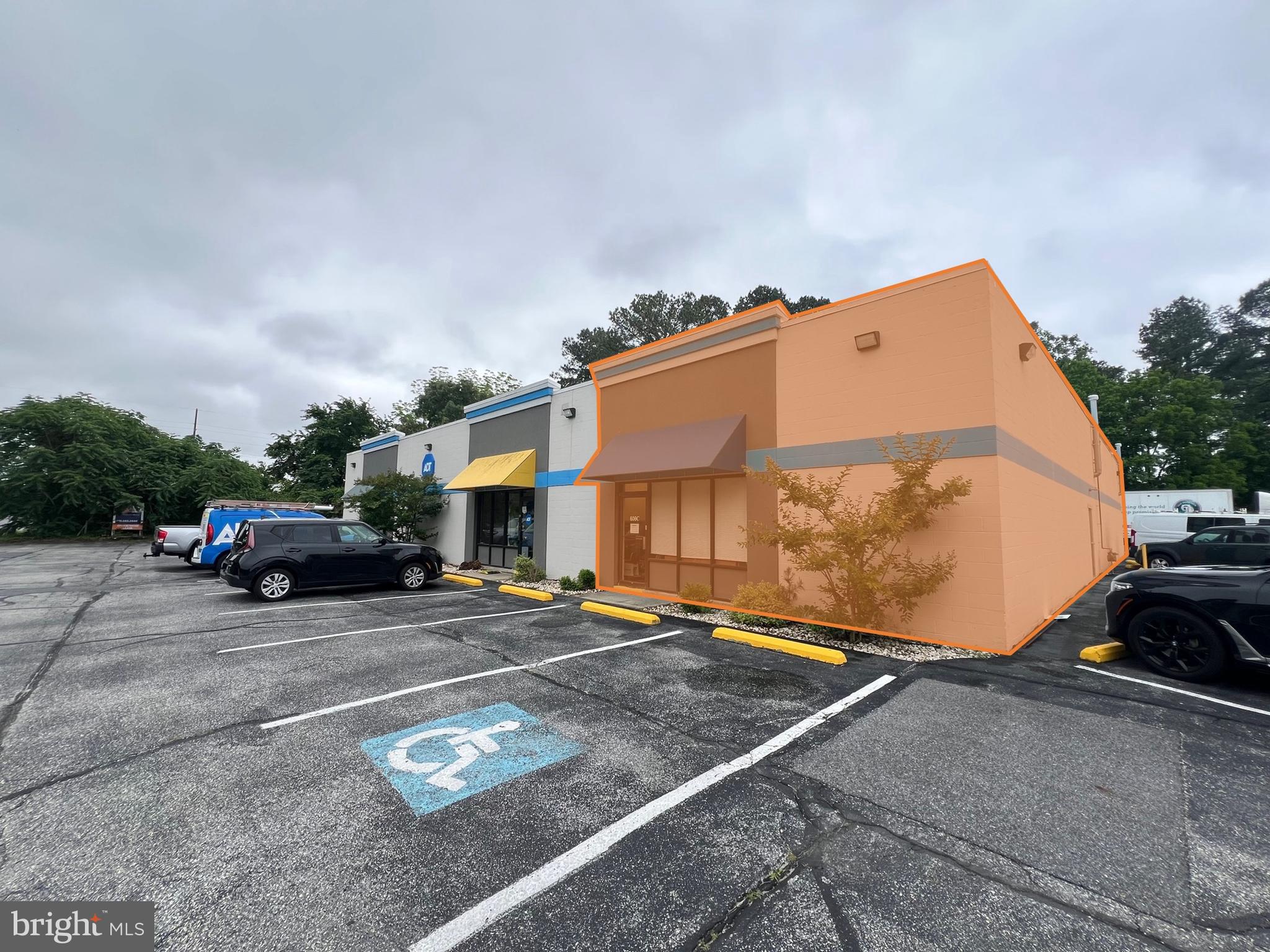 4,880 SF office warehouse unit available for lease at the Naylor Mill Business Complex! The unit features one 10 ft over head door, heated warehouse, 2 restrooms, and open office workspace. The unit has a store front entrance fronting Naylor Mill Rd with loading at the rear. Conveniently situated on the North side of Salisbury just minutes off Rt 13 via W Naylor Mill Rd, the property is zoned Light Industrial in the City and features ample on site parking, great frontage and exposure on W Naylor Mill Rd, and contains a great tenant mix. Space is available September 1, 2025!