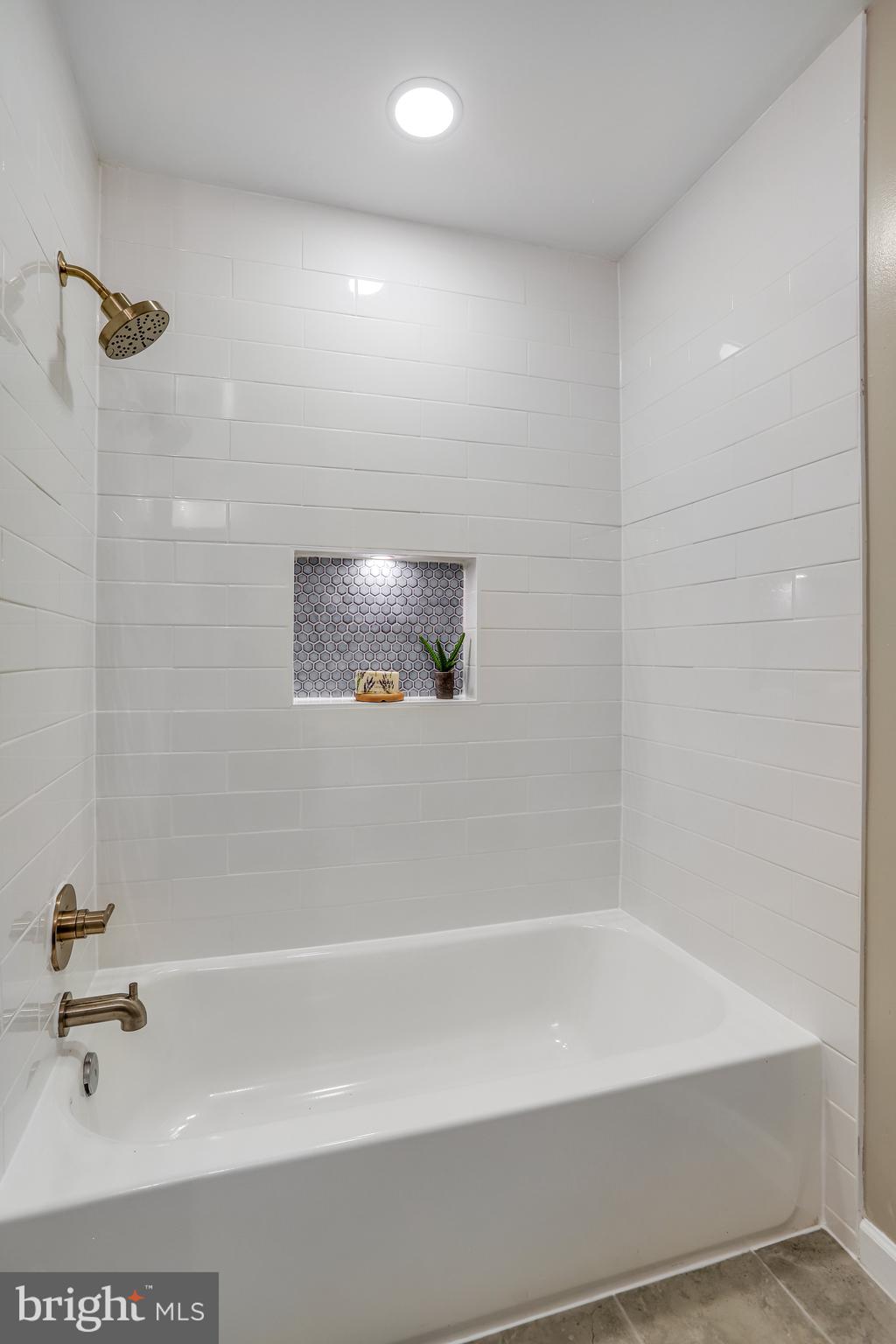 FOLKSTONE - Residential