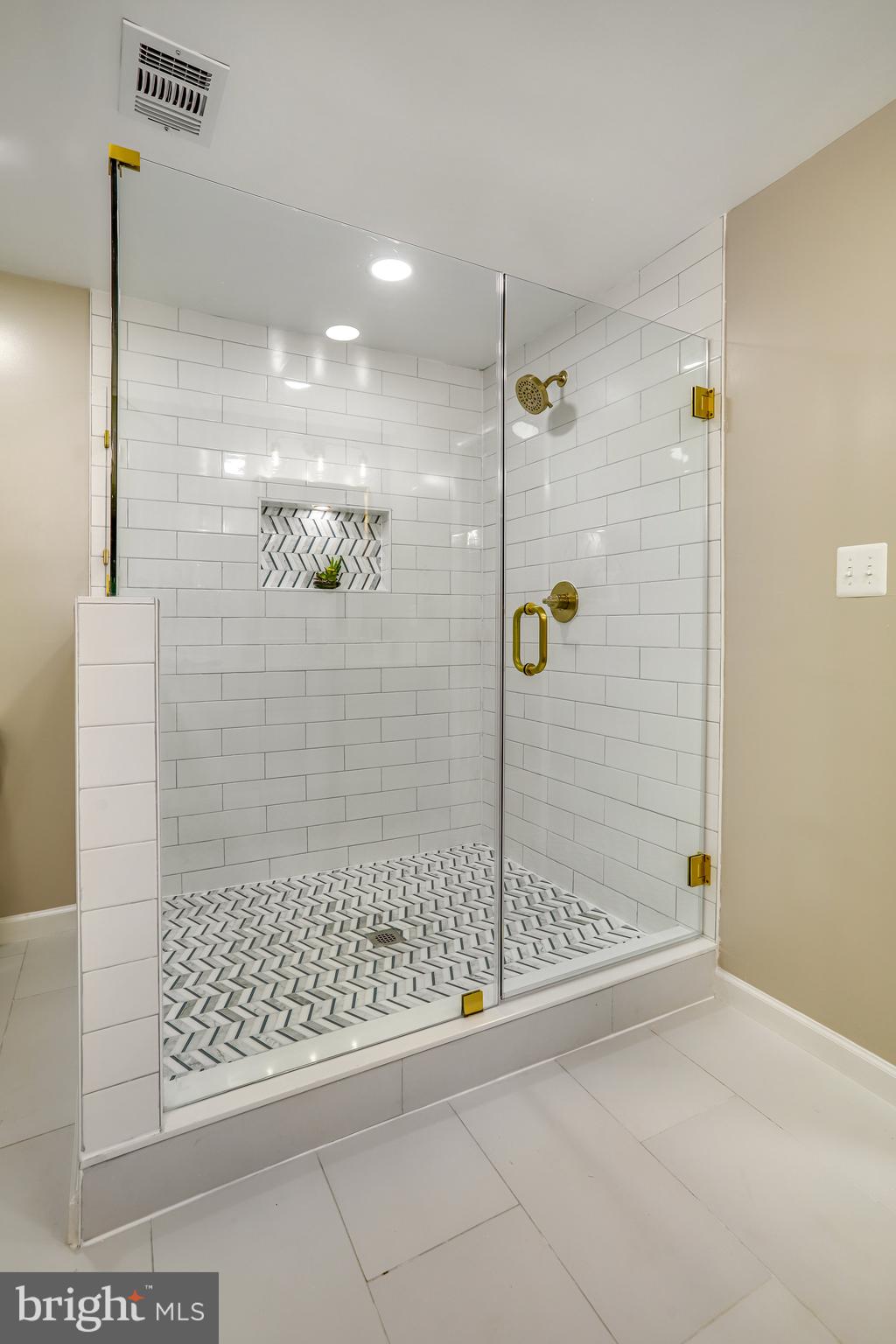 FOLKSTONE - Residential