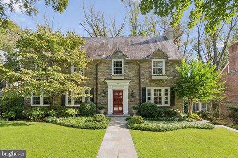 4956 QUEBEC STREET NW WASHINGTON DC 20016