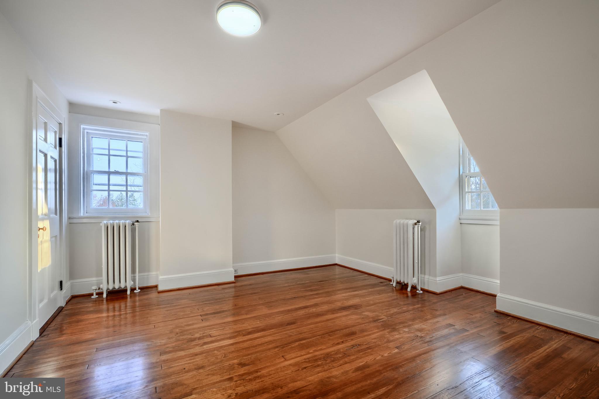 GUILFORD - Residential