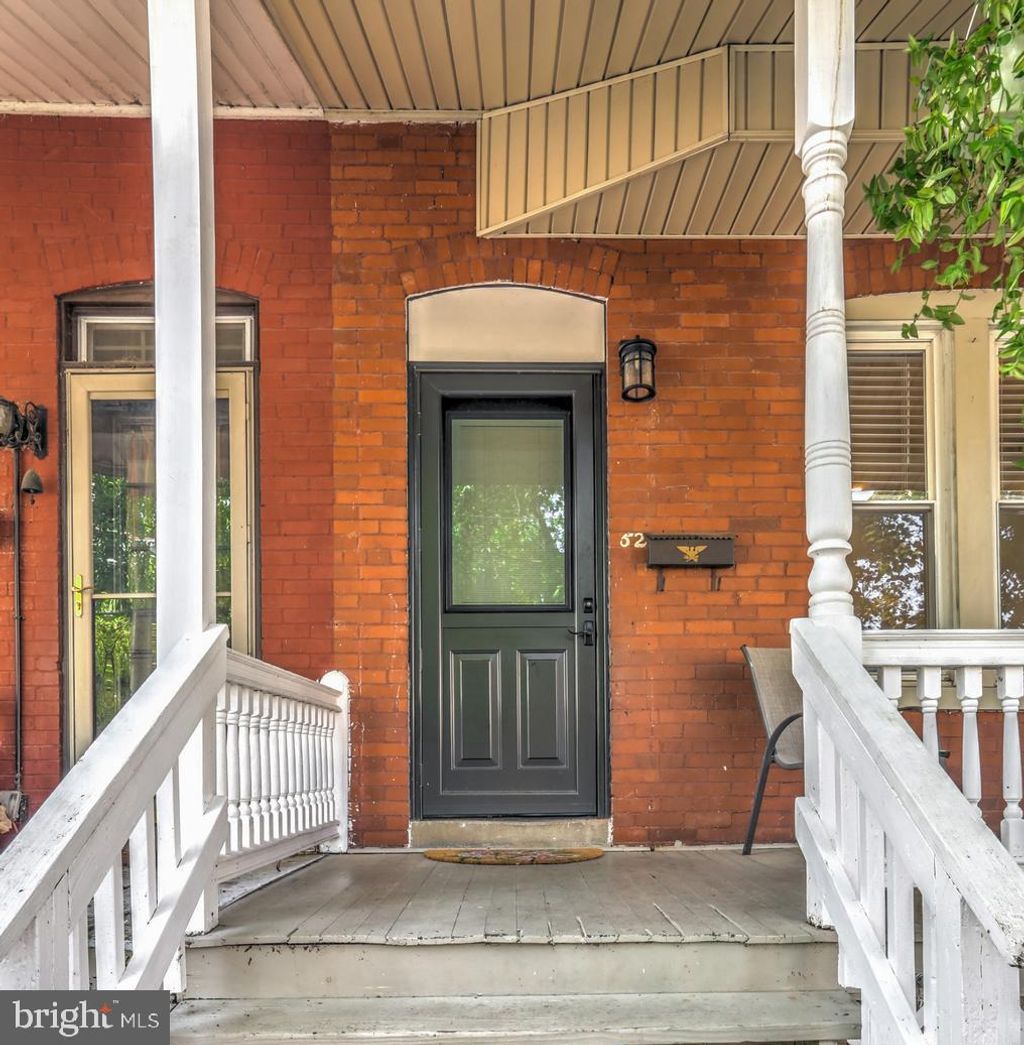 Photo of 52 E CENTER ST, LITITZ, PA 17543 (MLS # PALA2039050)