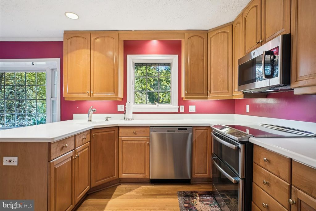 Photo of 3424 Tilton Valley Drive, FAIRFAX, VA 22033 (MLS # VAFX2273606)