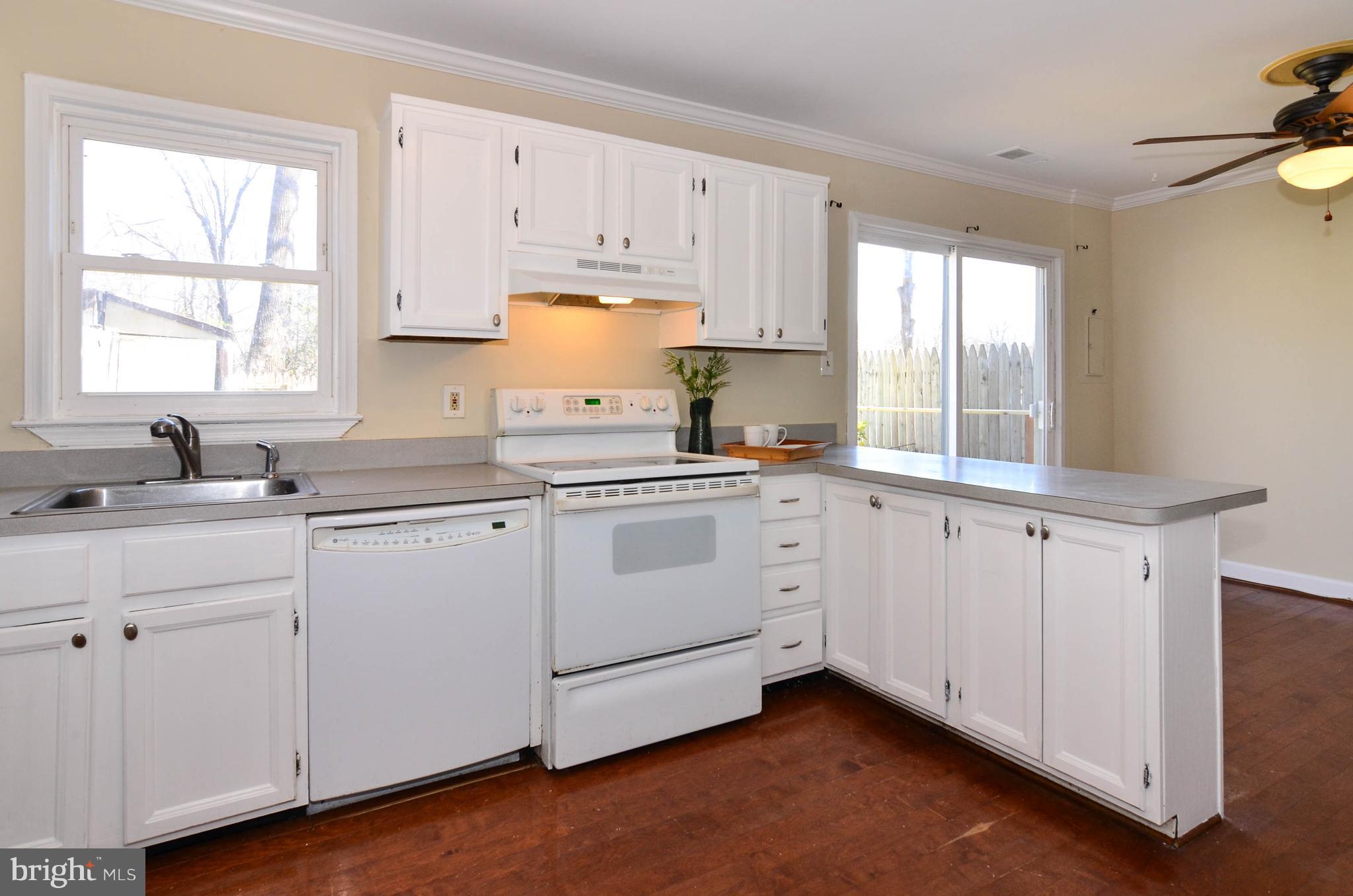 LAKE RIDGE - Residential Lease