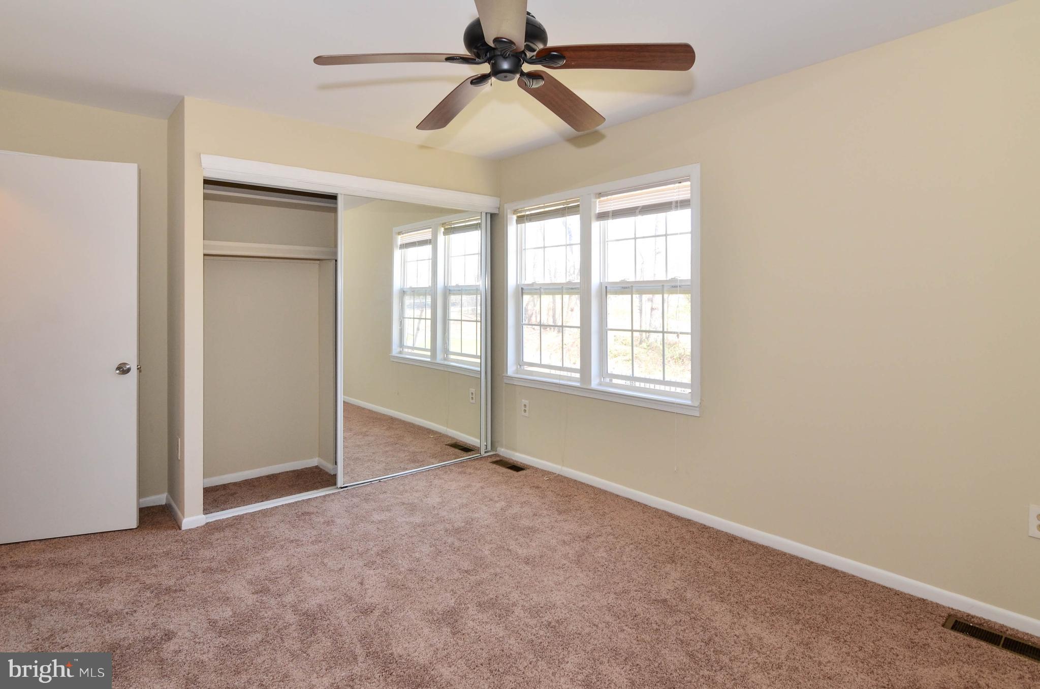 LAKE RIDGE - Residential Lease