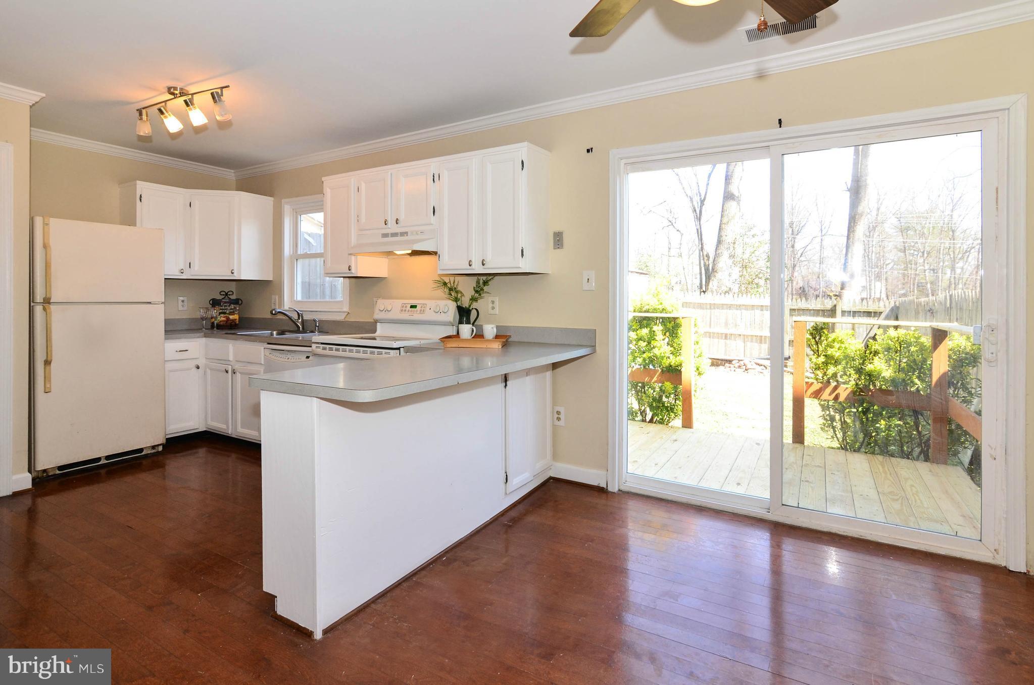 LAKE RIDGE - Residential Lease