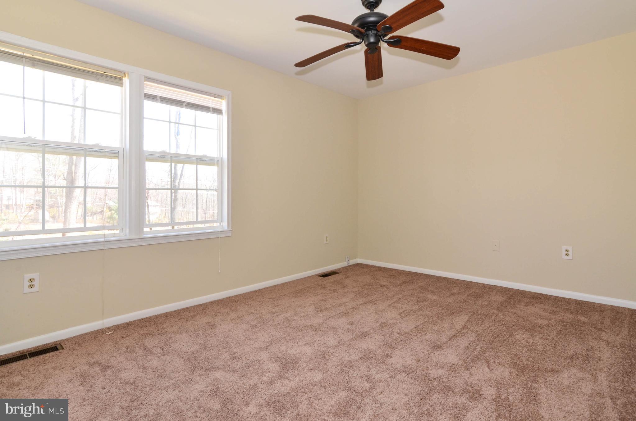 LAKE RIDGE - Residential Lease