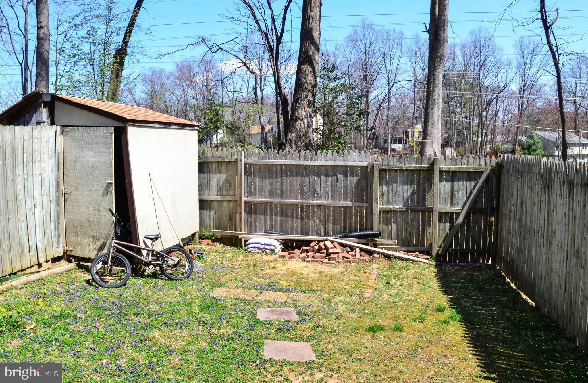 LAKE RIDGE - Residential Lease