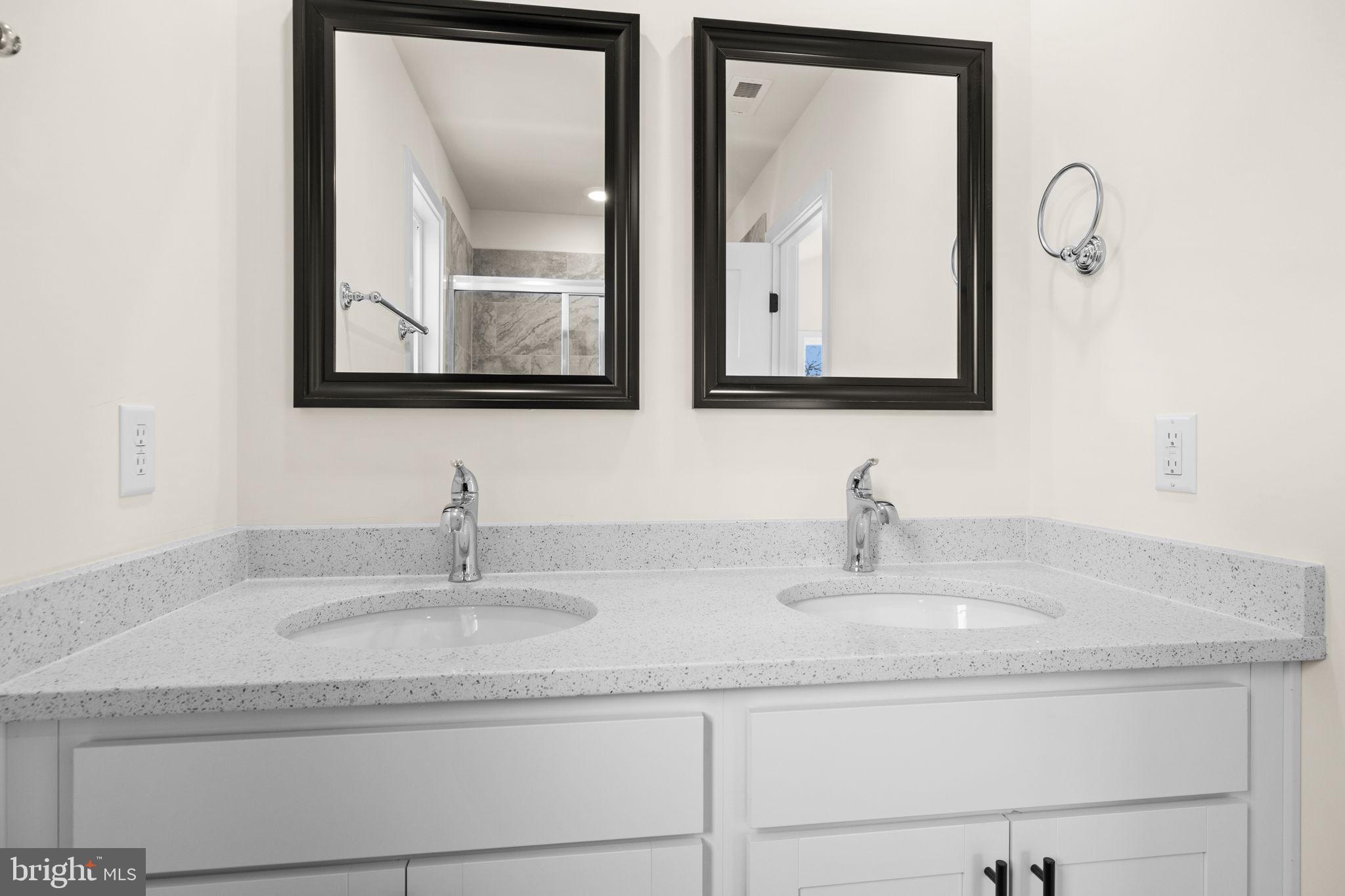 SYLVANIA HEIGHTS - Residential