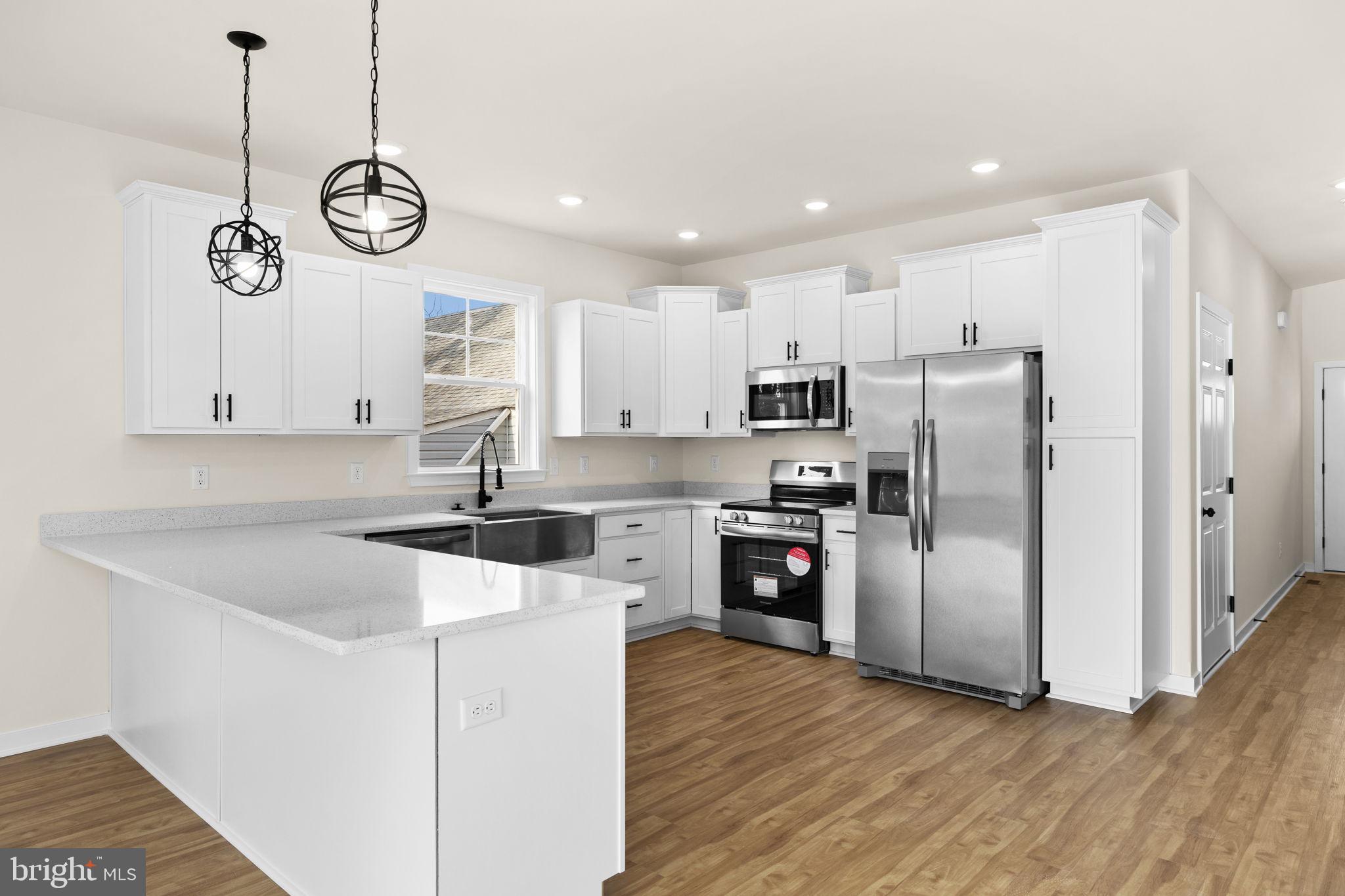 SYLVANIA HEIGHTS - Residential