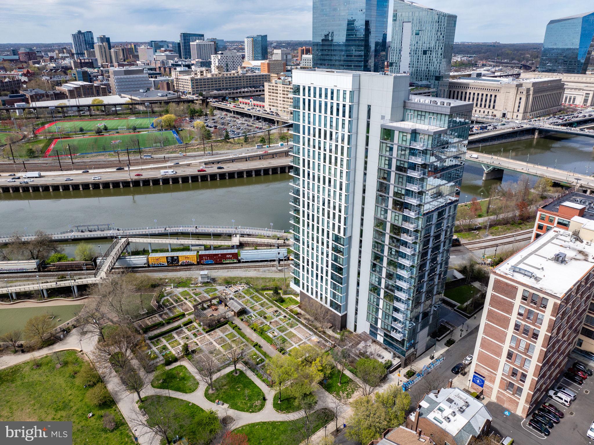 FITLER SQUARE - Residential