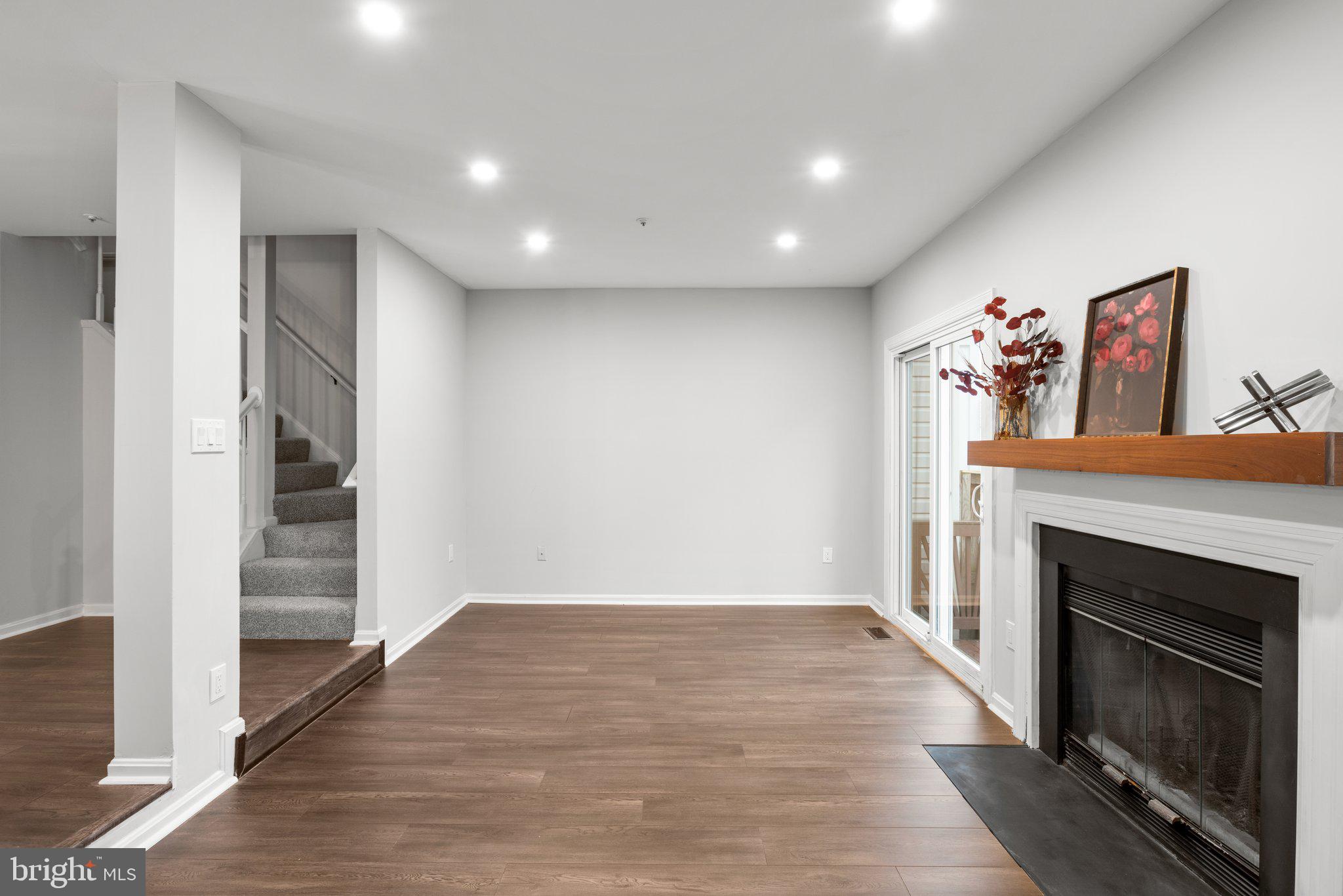 QUAIL RUN SOUTH - Residential