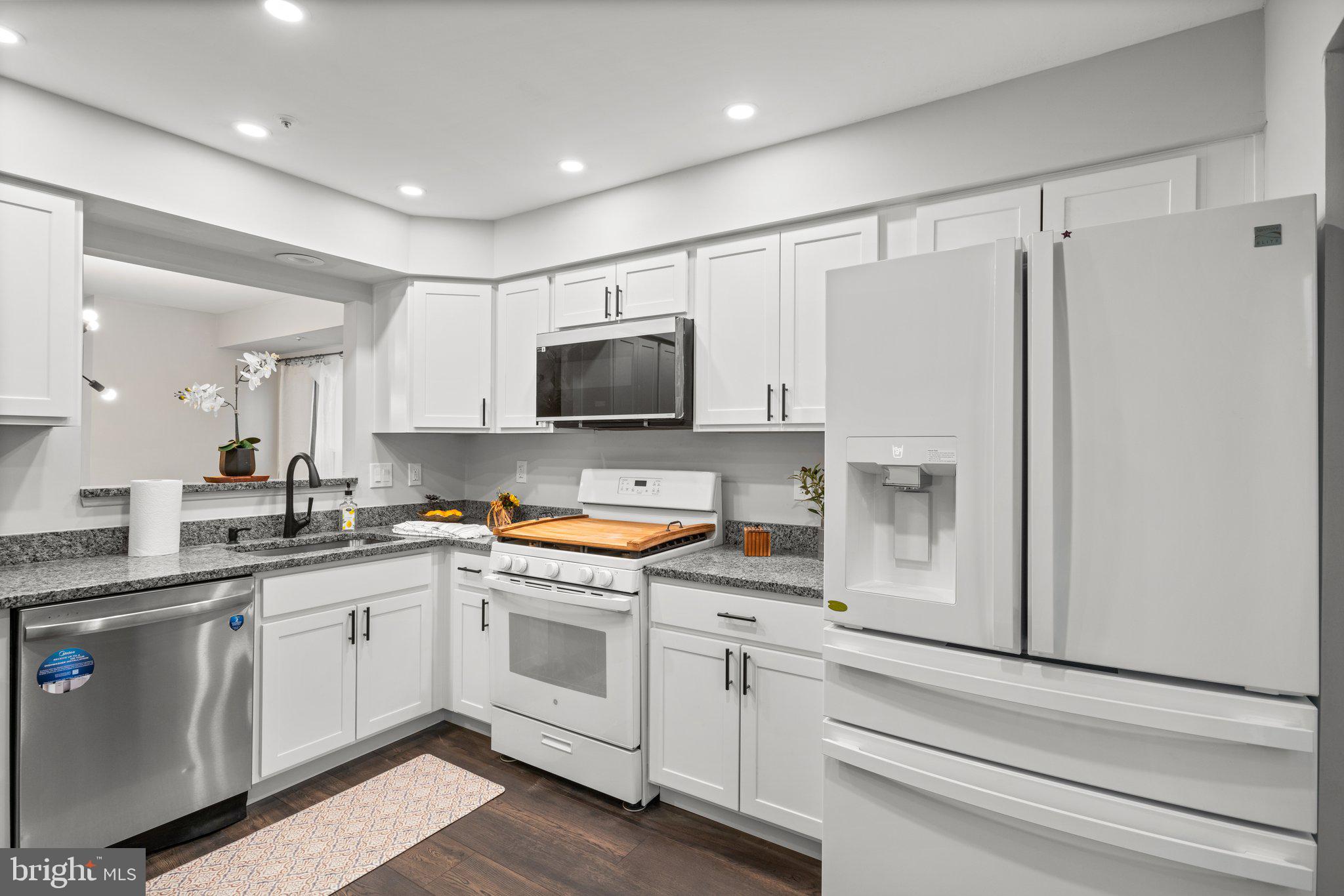 QUAIL RUN SOUTH - Residential